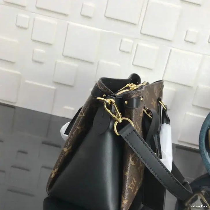 Fashion Reps 20B570254 Bags LV 0516